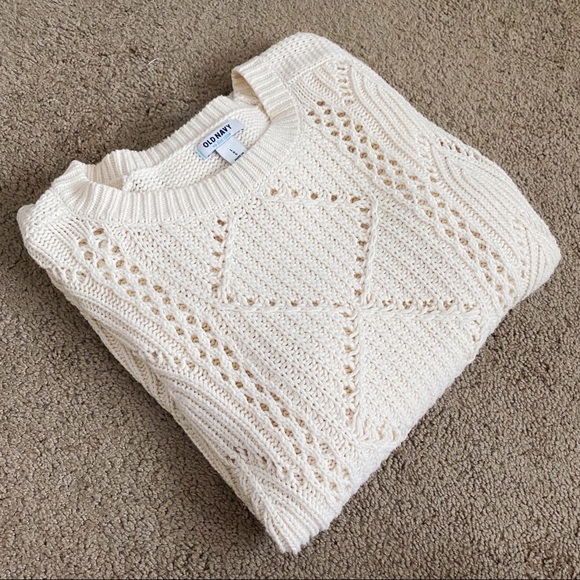 Old Navy Sweaters - Old Navy Women’s Sweater, Size L